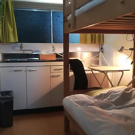Guesthouse Oasis Осака Екстер'єр фото