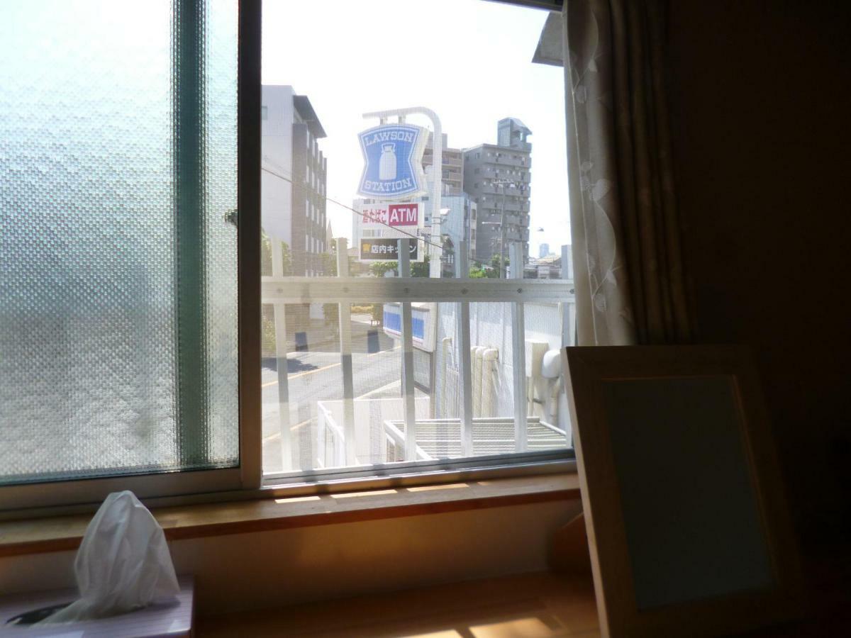 Guesthouse Oasis Осака Екстер'єр фото